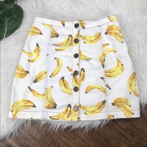 Urban Outfitters Banana Print Skirt - Picture 5 of 6
